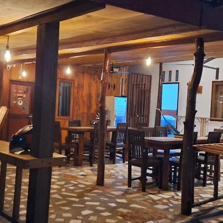 Arthur Homestay Telescope Mentawai Tua Pejat Eksteriør bilde